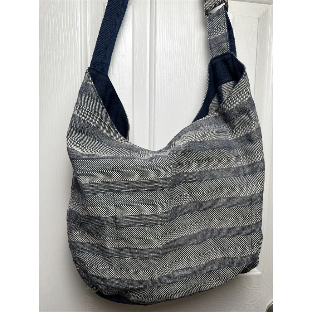 Retro Metro by Thirty One Blue‎ Woven Stripe Crossbody Hobo Purse Bag